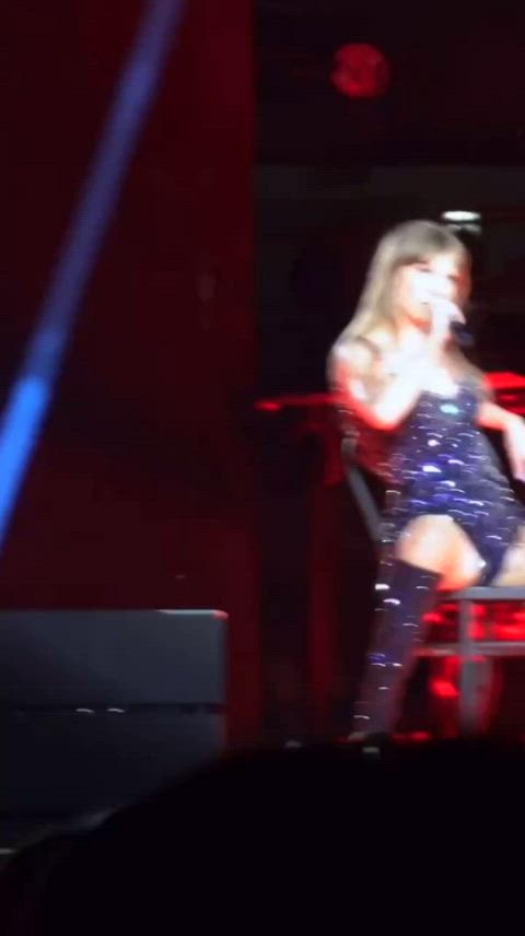 celebrity sexy sexy voice taylor swift clip