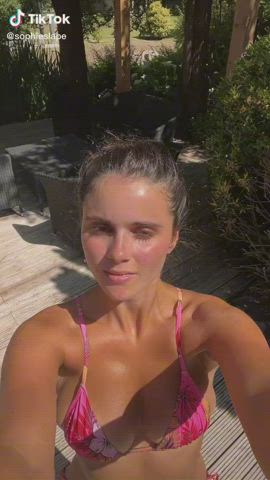 Big Tits Bikini British Busty Cleavage Tanned TikTok clip