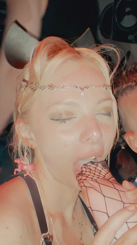 amateur blonde fishnet foot fetish foot licking footjob kinky lesbian nightclub public