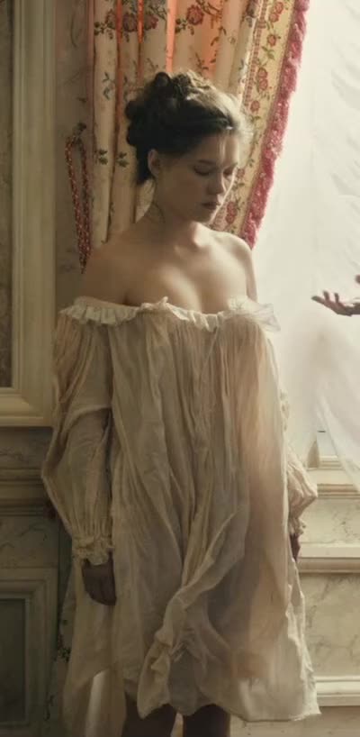 /r/celebrityplotarchive - Léa Seydoux - Farewell, My Queen (2012) - Cropped