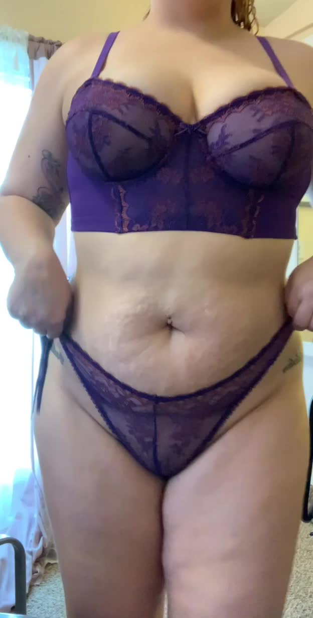 Chubby MILF in purple lingerie