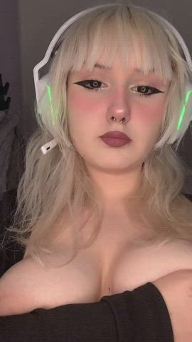 18 years old babe big tits boobs cute pornstar teen clip