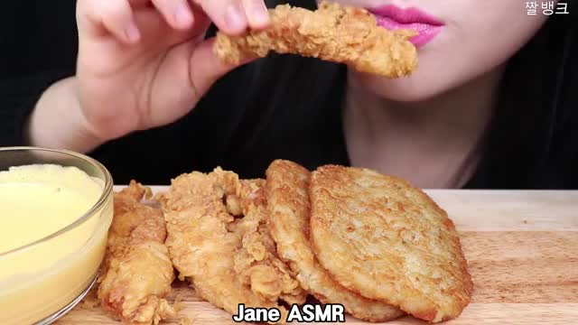 제인_KFC 치킨텐더 해쉬브라운 먹방-5