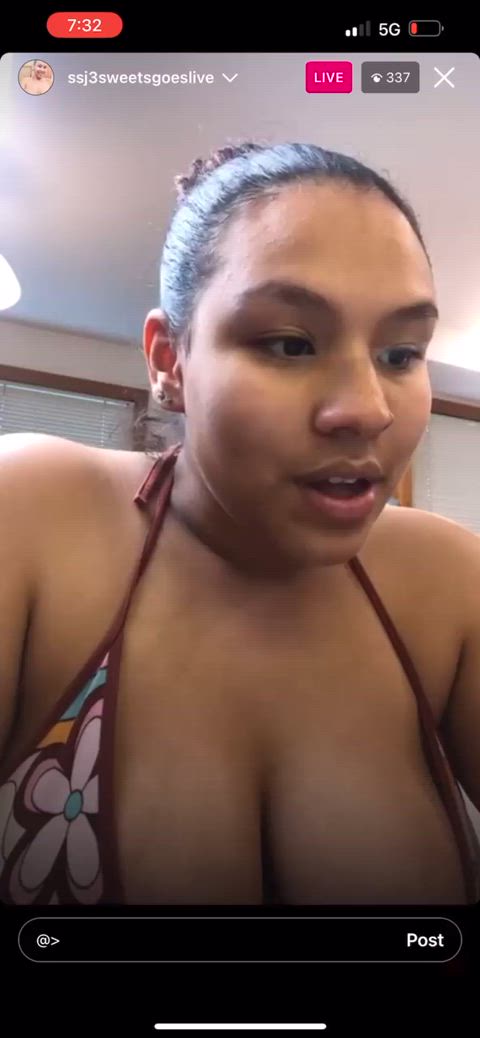 areolas big tits boobs dominican huge tits latina milf tits clip