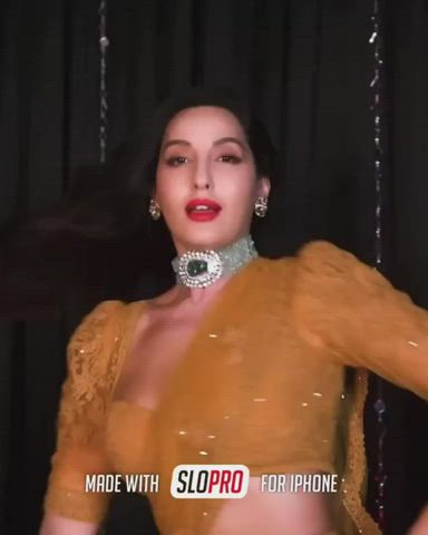 Nora fatehi bouncing b00bs