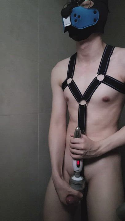 Handsfree cumming is always intense, especially for this pup