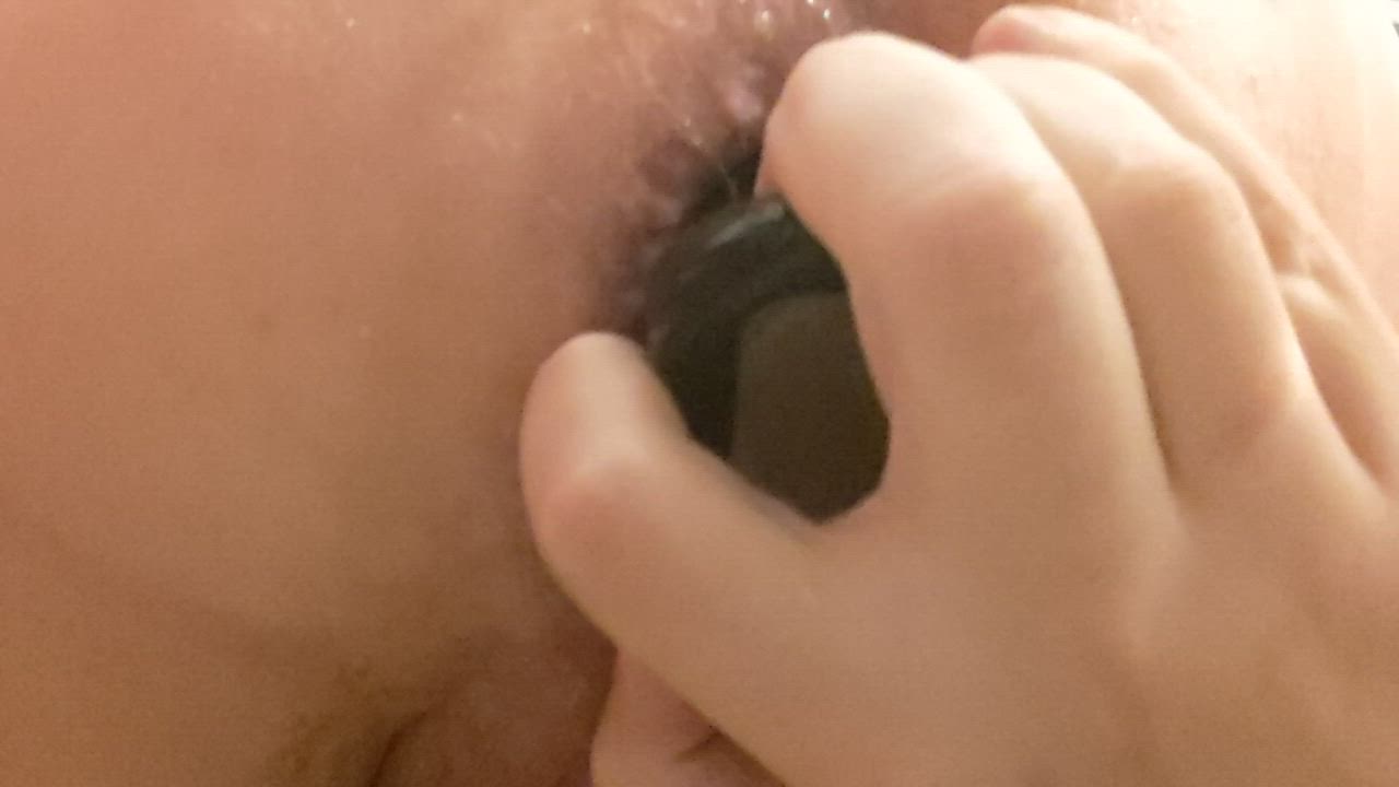 Feel so hollow without my plug keeping my cunt full and stretched