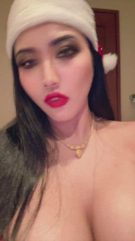 no need to wrap up your cock on xmas when you fuck me