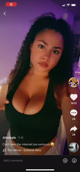 Boobs OnlyFans TikTok clip