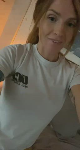 amateur big tits redhead clip