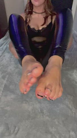 feet feet fetish foot fetish oiled soles toes clip