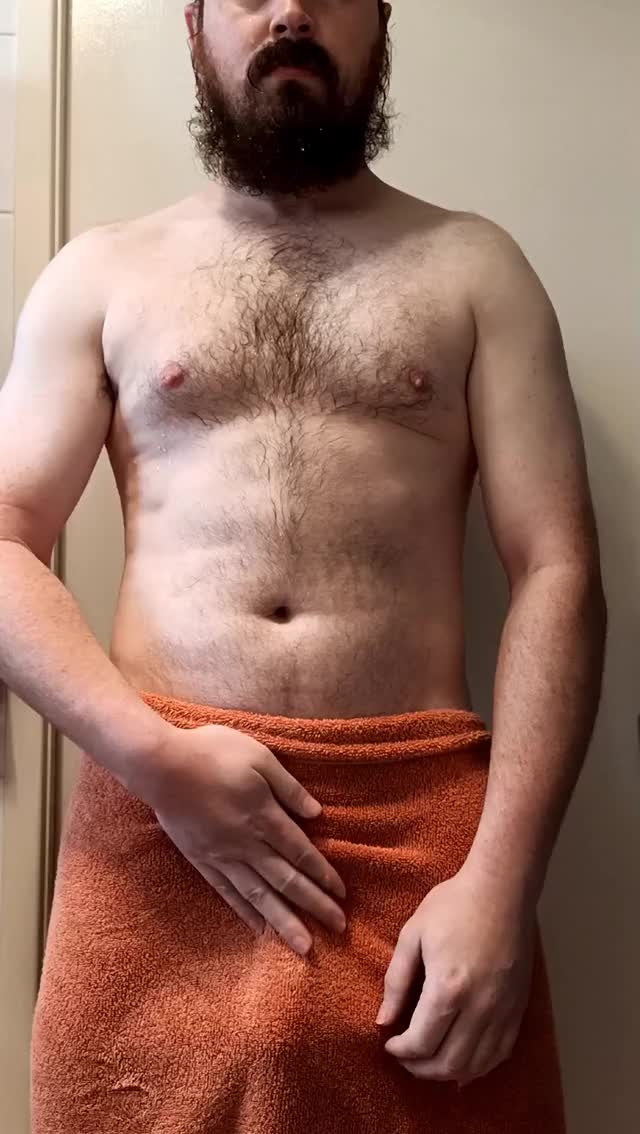 Drying off after a hot shower, Peel n Pop ?