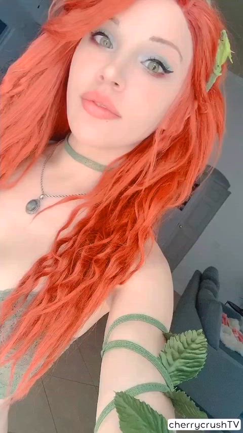 Redhead Horny Cosplay 🍒