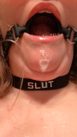 amateur big tits gagged spit clip