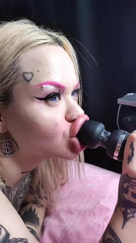 bimbo bimbofication fetish lips sexy slut vibrator clip