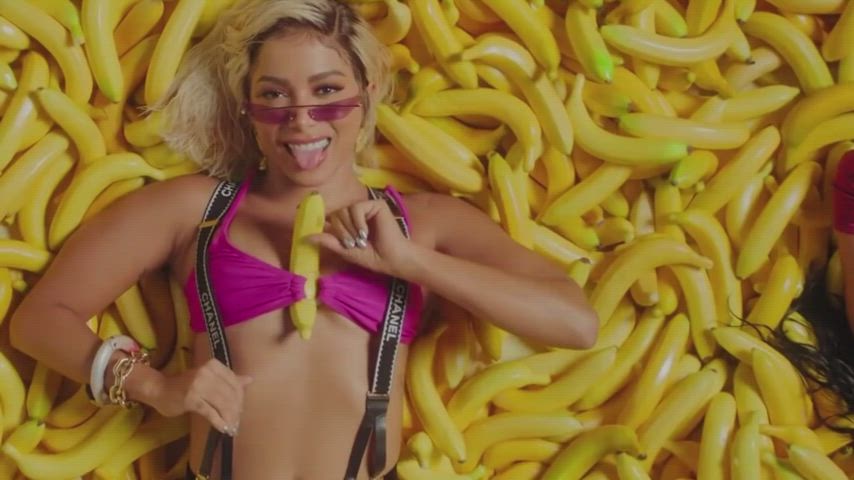 anitta bikini blonde body boobs brazilian celebrity goddess sensual teasing clip