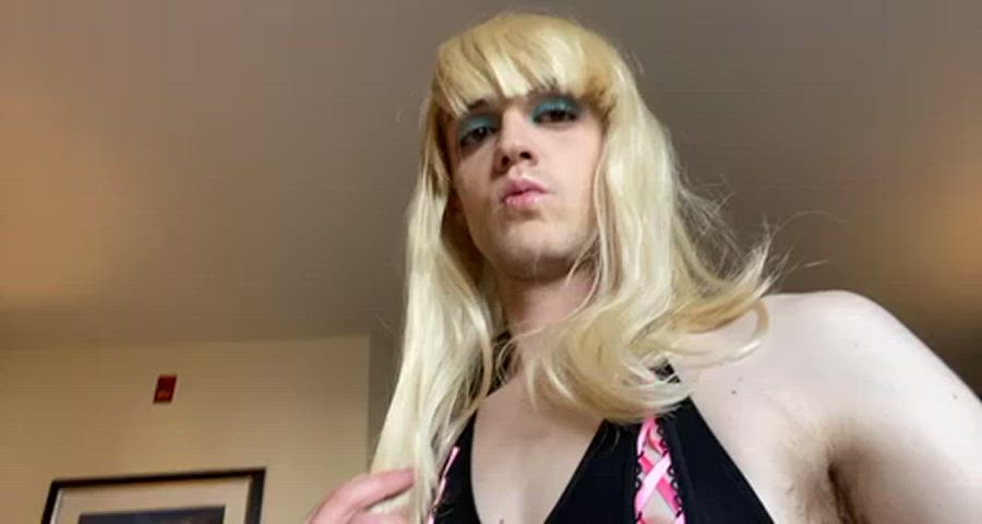 crossdressing exhibitionist sissy trans voyeur r/caughtpublic clip