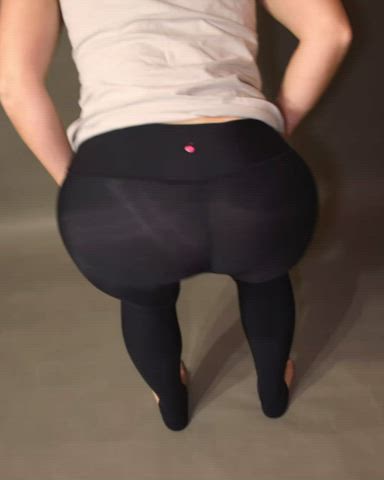 Let me show you my ass in leggings, even though it's almost twice as old as many