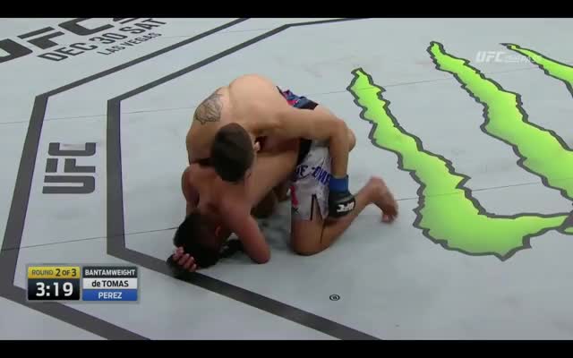 Perez |Tomas| Front choke from riding turtle