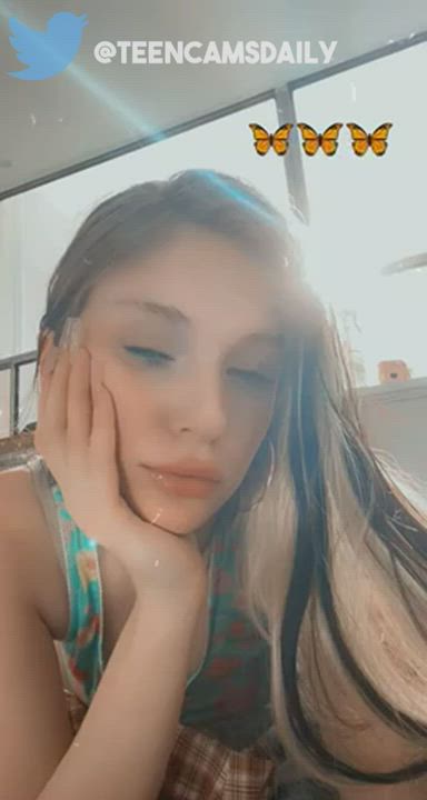 18 Years Old Amateur Chloe 18 OnlyFans TikTok Porn GIF by tiktoksluts