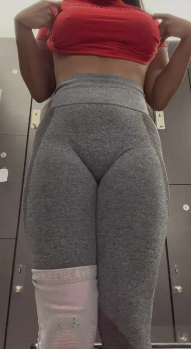I love showing off at the gym