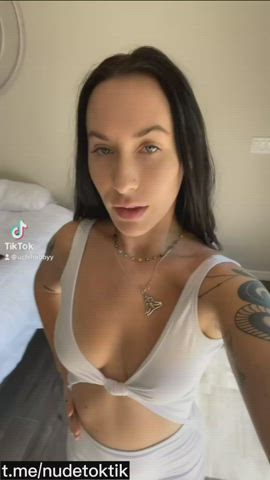 amateur boobs natural tits nude tattoo tiktok tits clip