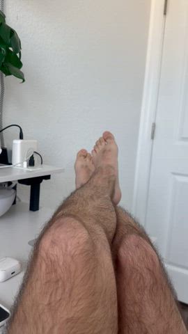 do i have nice feet?