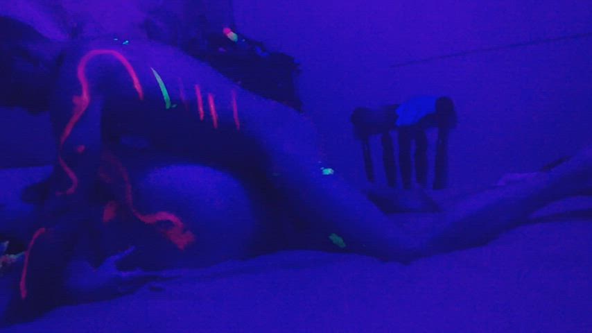 everything's better with black lights