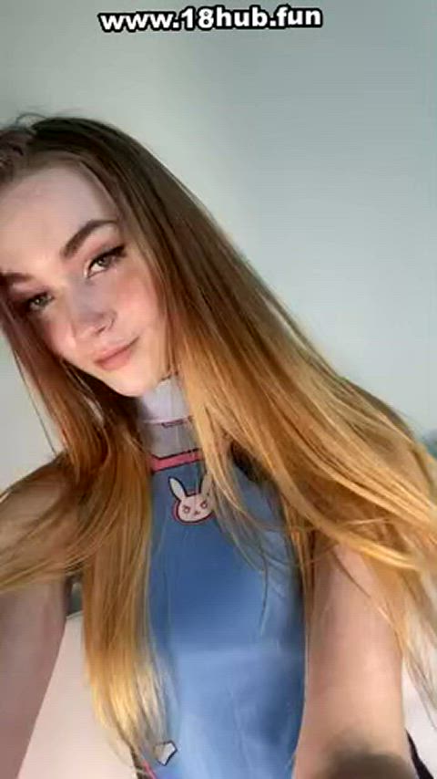 19 years old boobs camgirl double blowjob onlyfans orgasm sex tiktok clip