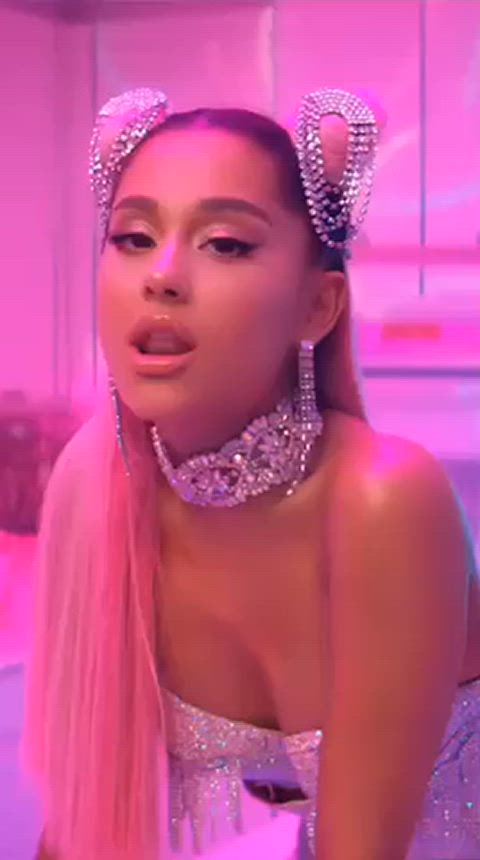 What do you think happened after Ariana Grande finished shooting? Do you think she