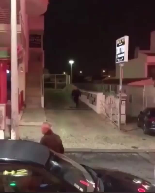  clip