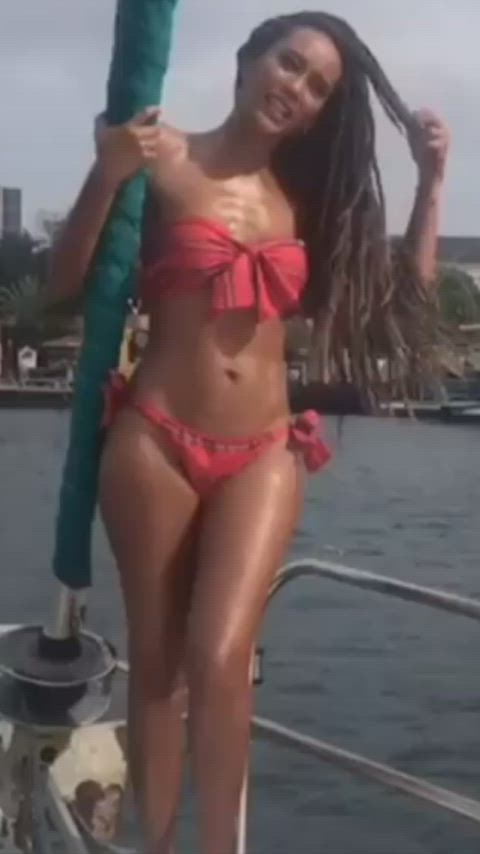bikini brazilian celebrity curvy ebony hips hourglass legs sensual clip