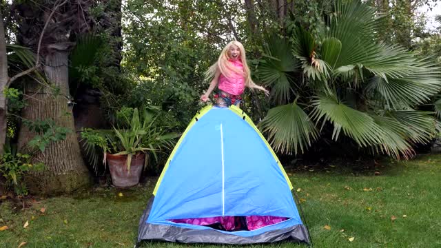 Tiny4K - Kenzie Reeves Camping Tryst