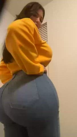 Big Ass In leggins