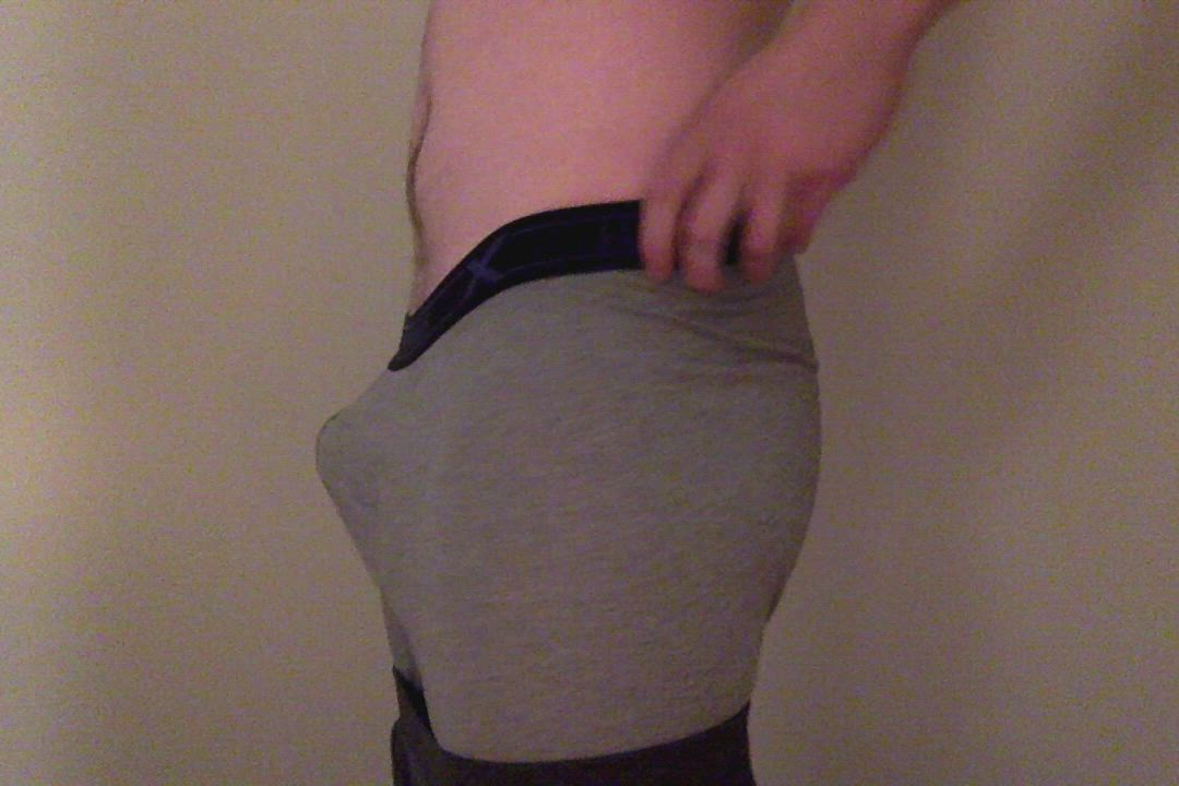 pull off my grey boxers and stroke