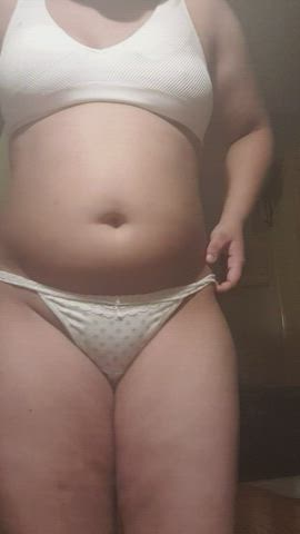 Im only 19 and 5ft but you will be drooling over my ass 😇