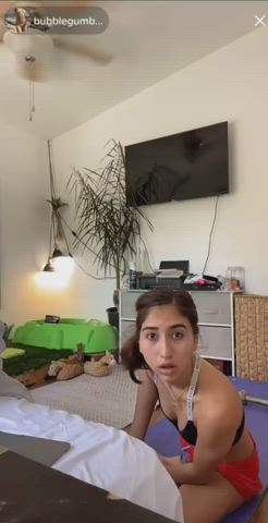 accidental pussy lips tiktok pussy exposed nude teen naked clip