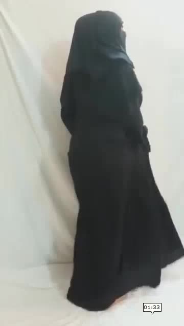 Arab Hijab MILF clip