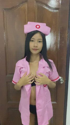 A hot nurse need some relieve hehe 😂