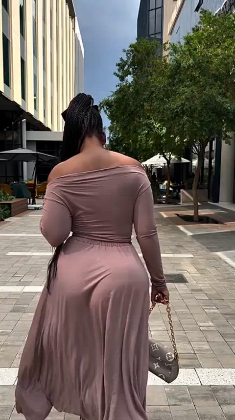 ass booty bubble butt candid dress walking badonkadonk clip