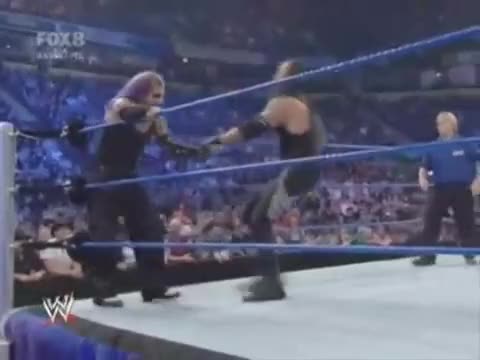 Jeff Hardy vs The Undertaker Extreme Rules part 3