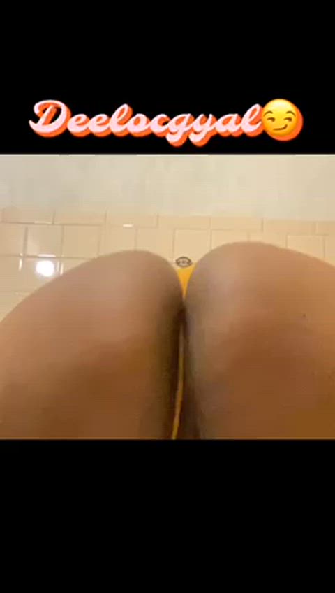 ass bathroom ebony nsfw onlyfans tease thong twerking clip