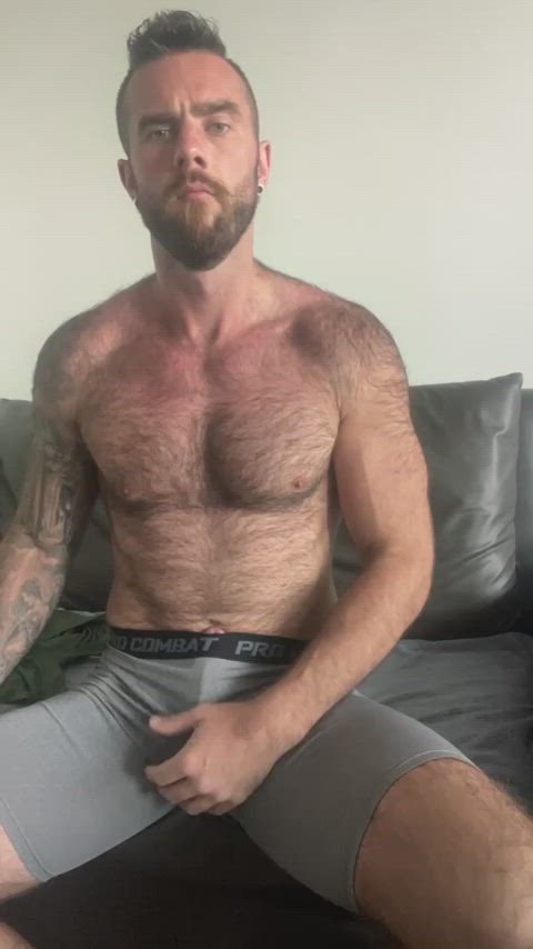 6ft, thick hairy, with my beard and boner, waiting for you on the couch. what else