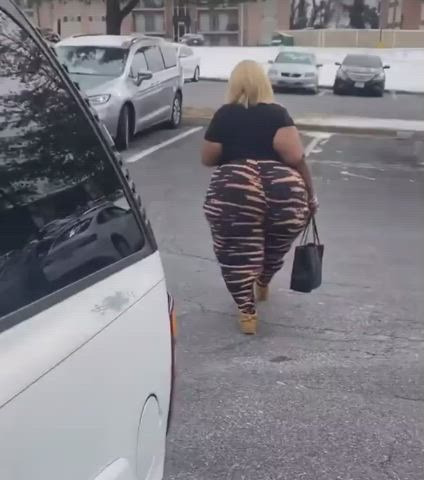 Ass Big Ass Candid Ebony Intense Jiggling Leggings Monster Girl SSBBW clip