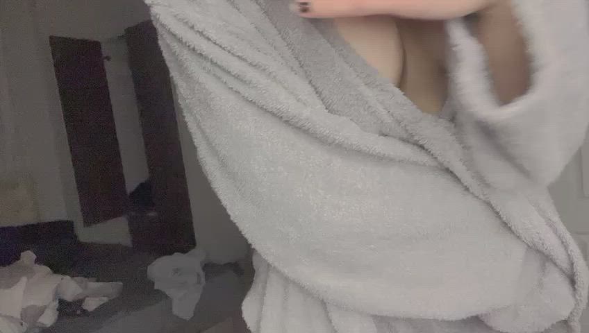 Cute boobs after the shower