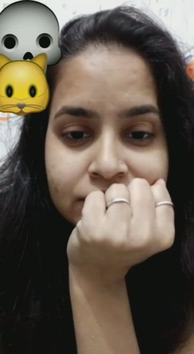 Delhi Cutie Rupali Showing Her Cute Boobs to Her Boyfriend in VC ❤️ [Must Watch]