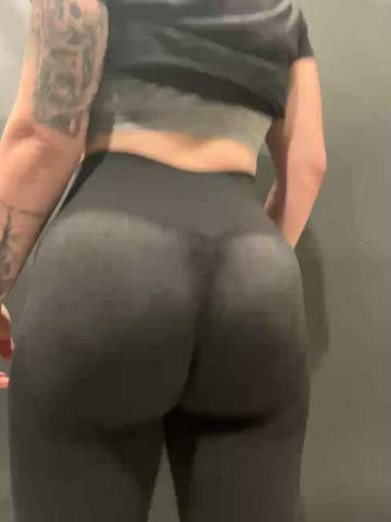 Gym MILF Pawg clip