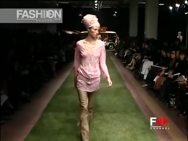 GUERRIERO Spring Summer 2003 Milan - Fashion Channel