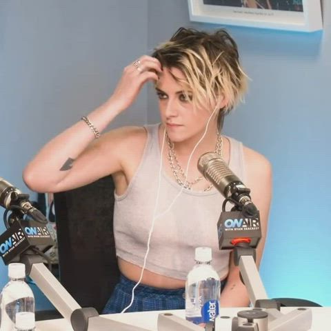 Kristen Stewart teases you by showing off her armpit because she wants you to cum