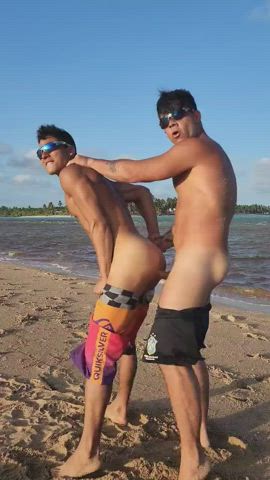 bareback bubble butt exhibitionism exhibitionist gay public clip